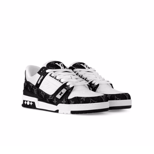 Louis Vuitton Trainer – White Black