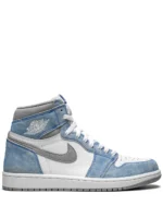 Air Jordan 1 Retro Hyper Royal